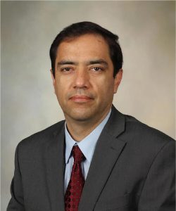 Foto de disertante Dr. Freddy Del Carpio