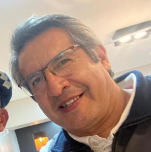 Foto de disertante Dr. José Luis Olguín