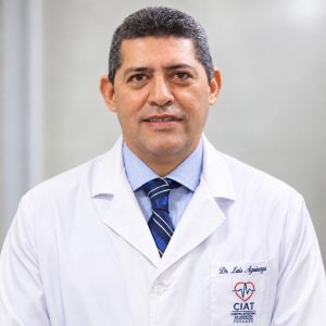 Foto de disertante Dr. Luis Aguinaga
